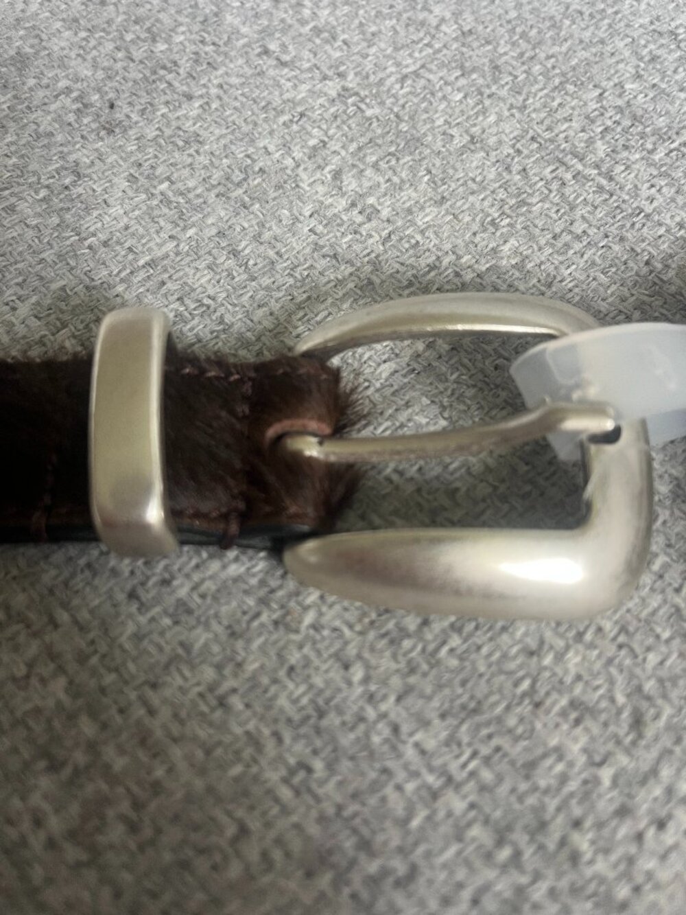 Men's 100% cowhide brown belt. Size;30. Brand: Molebo. NEW. Retail:$175+tax